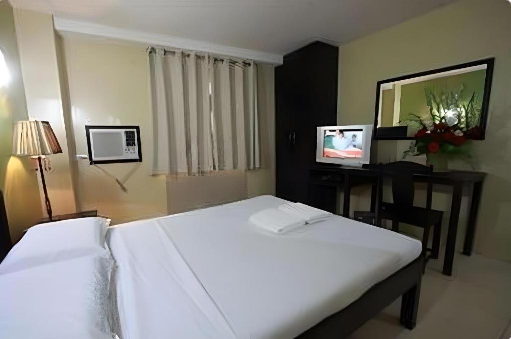 Sampaguita Suites Plaza Garcia Cebu Eksteriør bilde